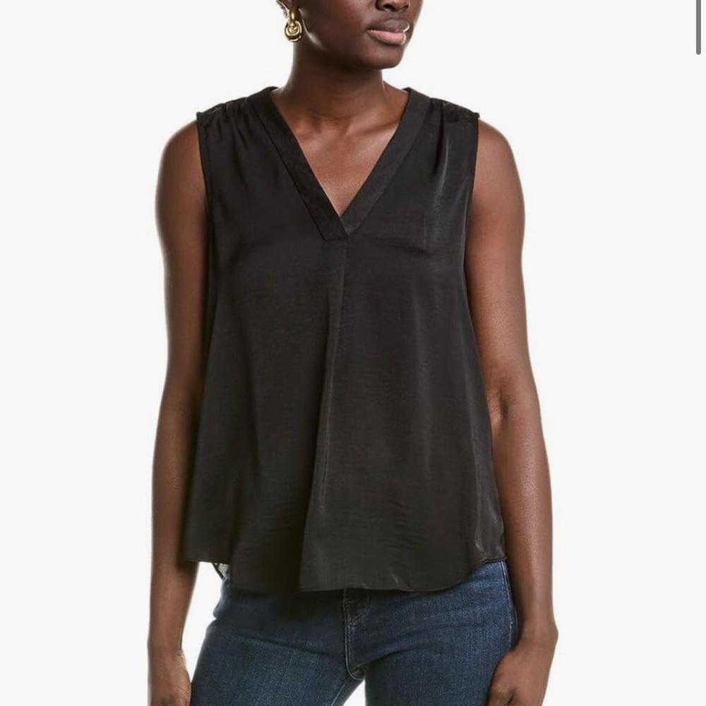 Vince Camuto Womens Sleeveless V-Neck Rumple Blouse
